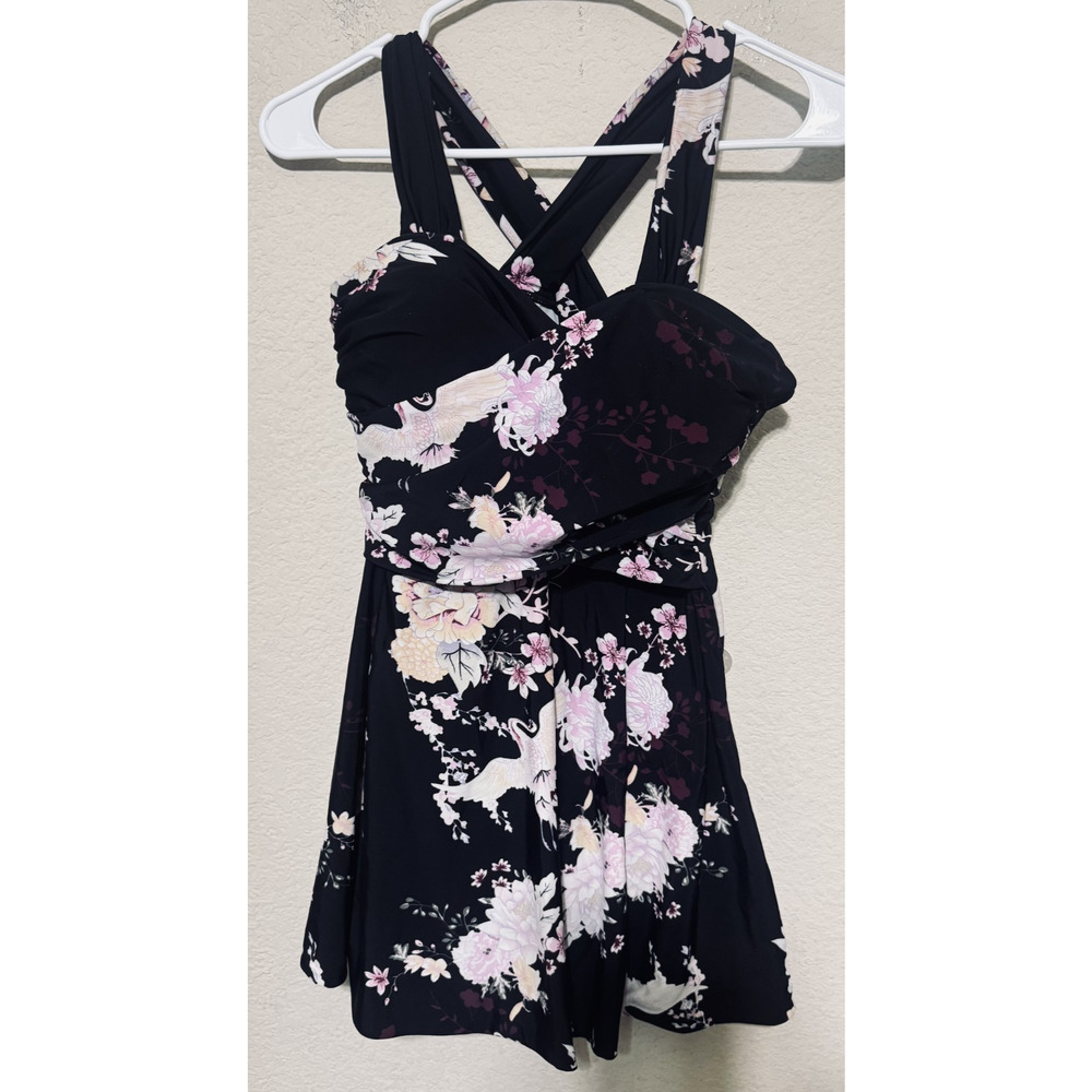 Cocopear sz M Womens Crossover One-Piece Swim dress Swimsuit Built in Bra pin-up